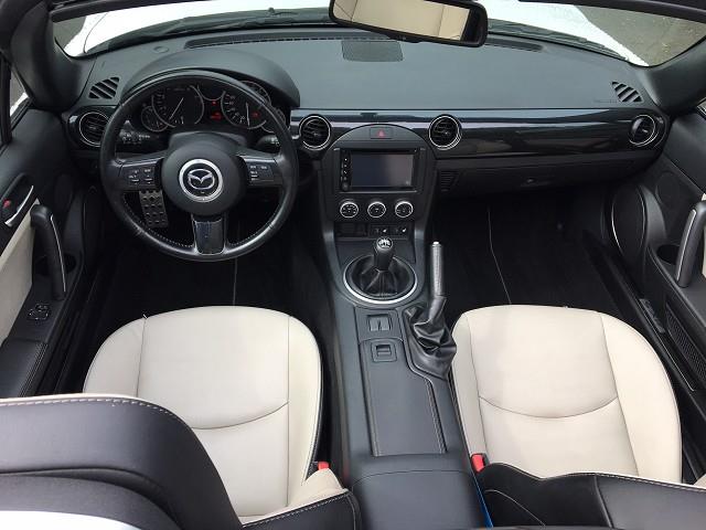 Left hand drive car MAZDA MX 5 (01/02/2015) - 